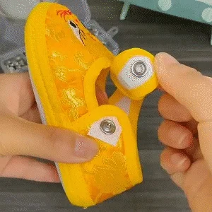 Tich Button Plier With Button